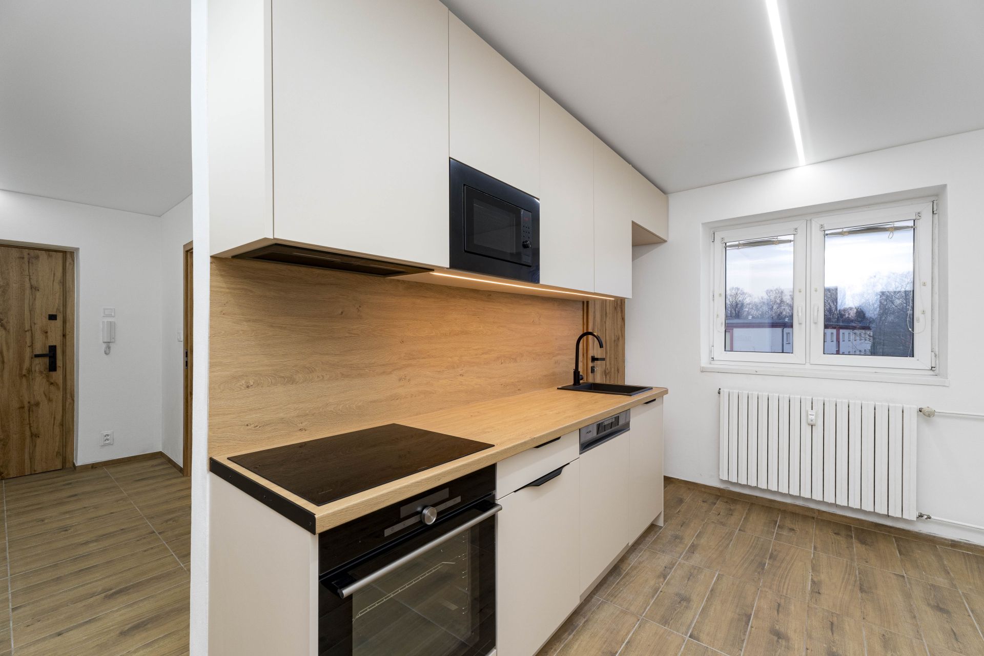 Pronájem bytu 2+1 (50 m²), Ostrava-Hrabůvka, ulice U Nové školy