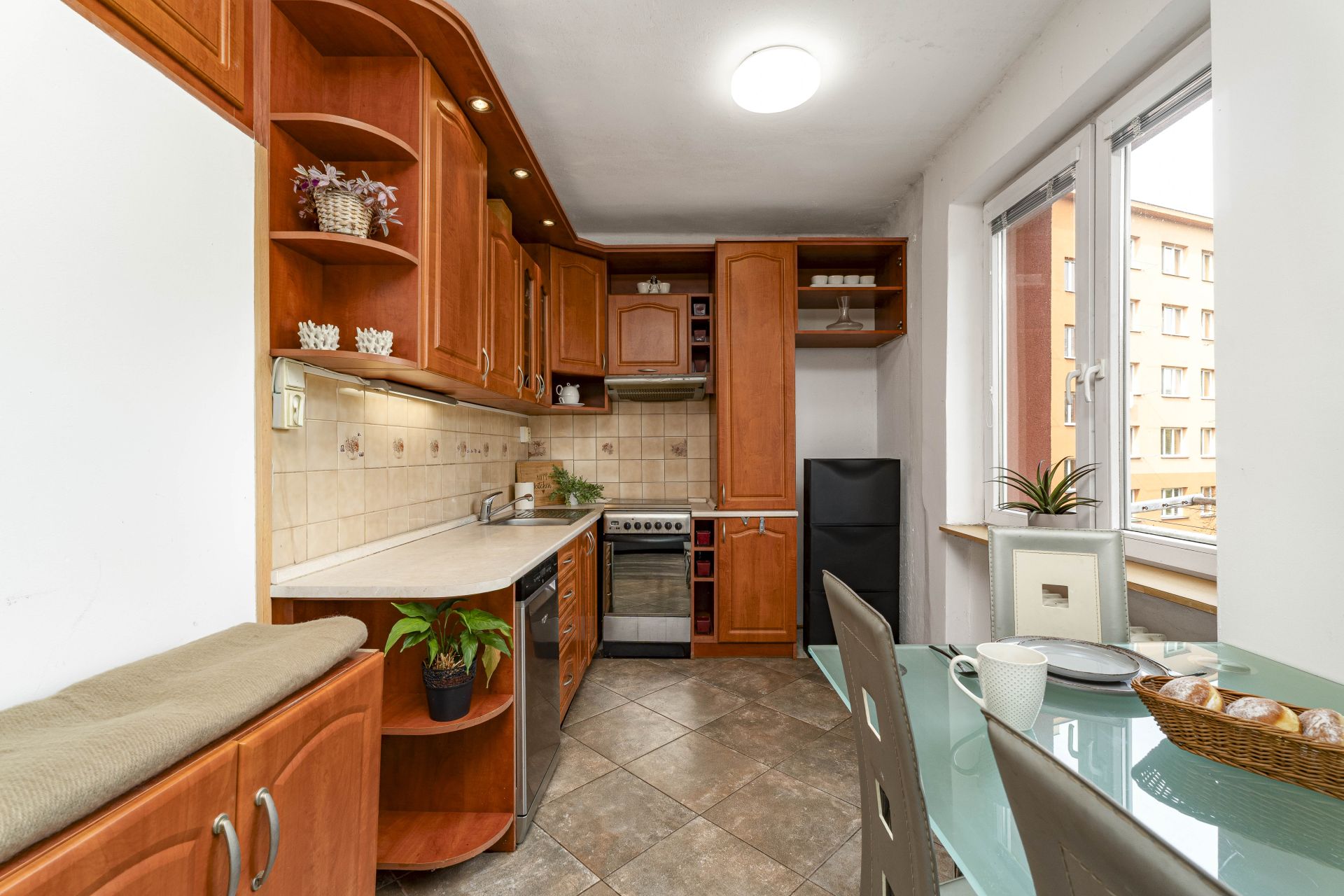 Prodej bytové jednotky 2+kk (51 m²), Dlouhá třída, Havířov